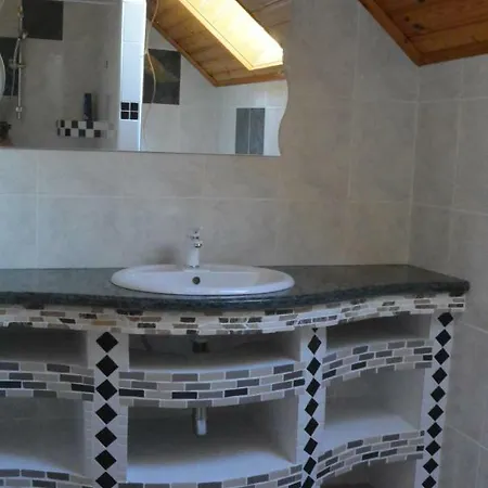 Bosili Apartment *