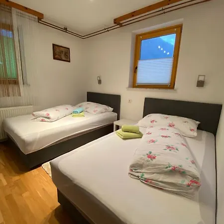 Bosili Apartment *